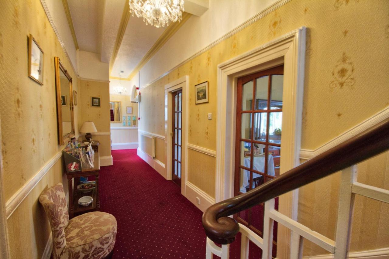 Guest house Holcombe House Llandudno